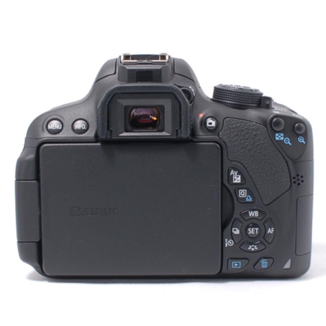 新品級✨ショット数1600回！Canon Kiss X7i スマホ転送もOK♪
