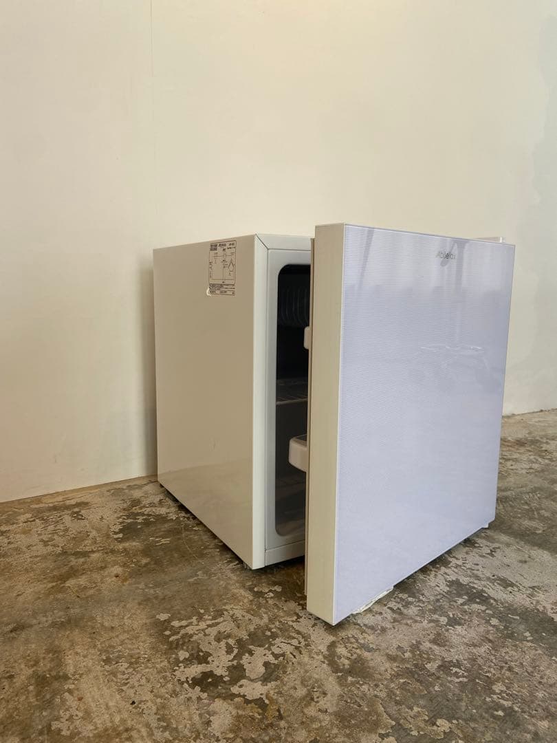 Abitelax 冷蔵庫 ホワイト 冷凍室付き