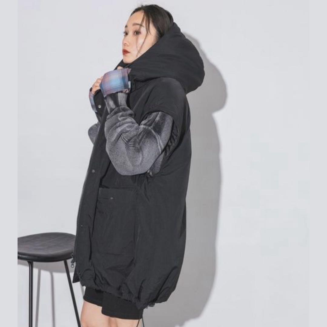 【タグ付き新品】ジーナシス★ソデ2WAYモンスターパーカーコート　ブラック　F