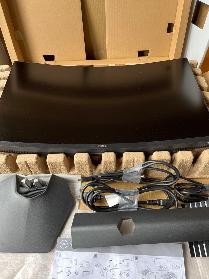 Dell 27 曲面ゲーミングモニター - S2722DGM