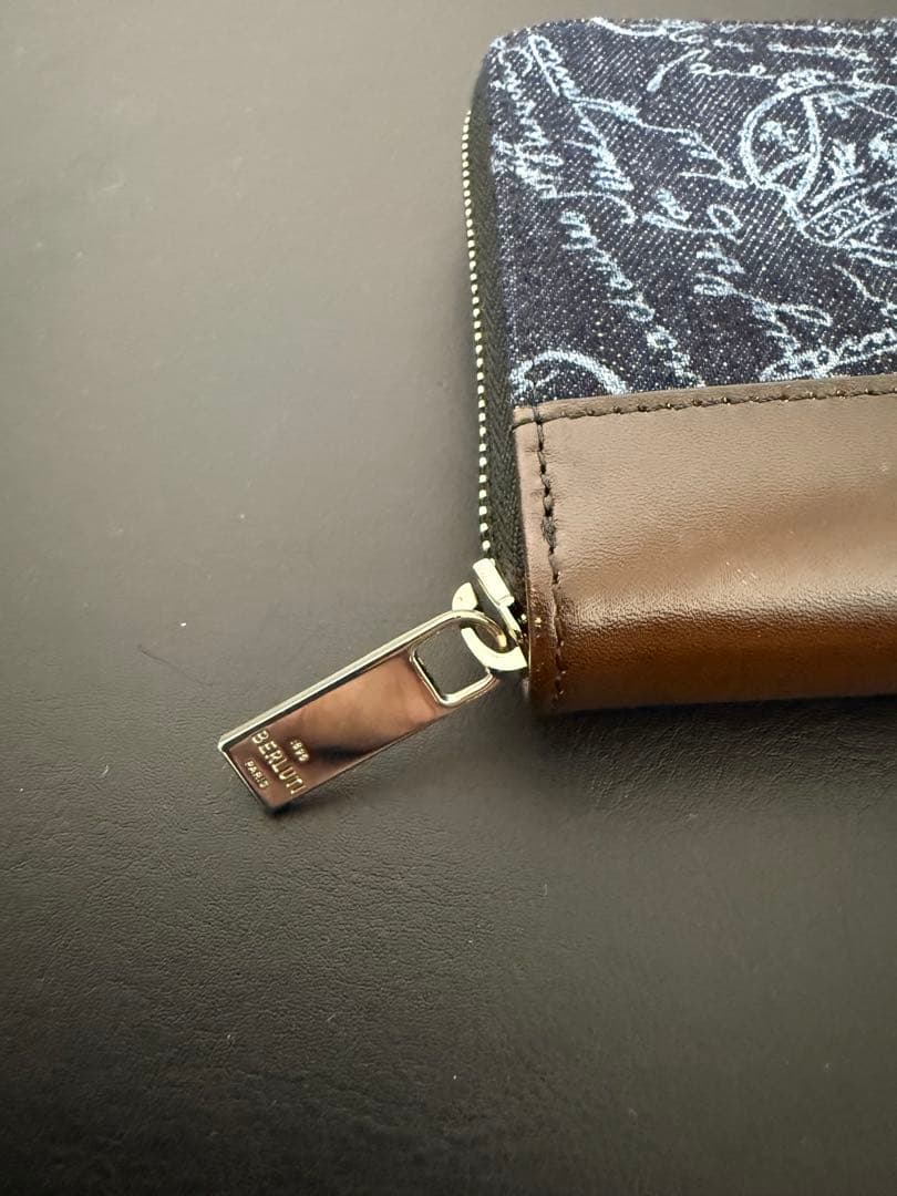 BERLUTI 長財布 ダークブルー/ブラウン