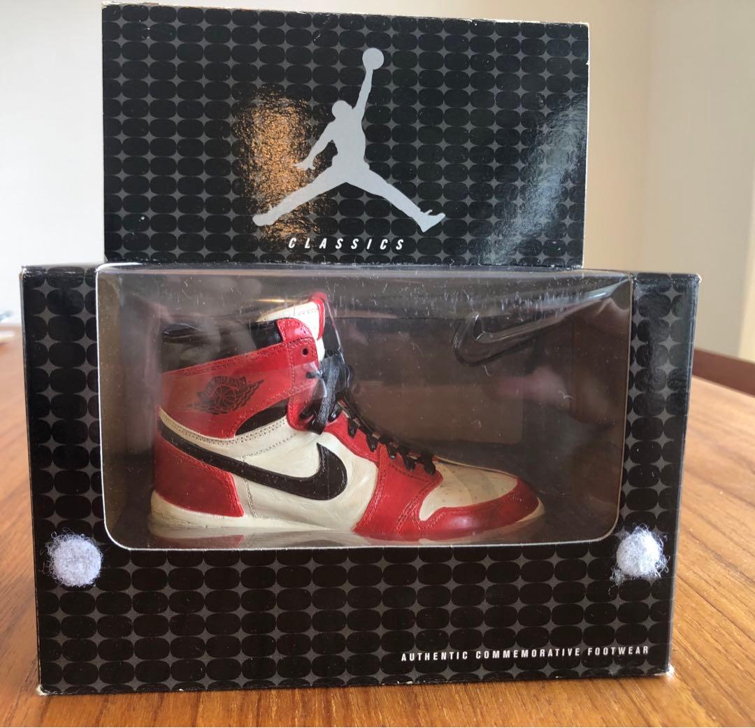 最終値下げ　Air Jordan 1 フィギュア 3カラーセット　希少品
