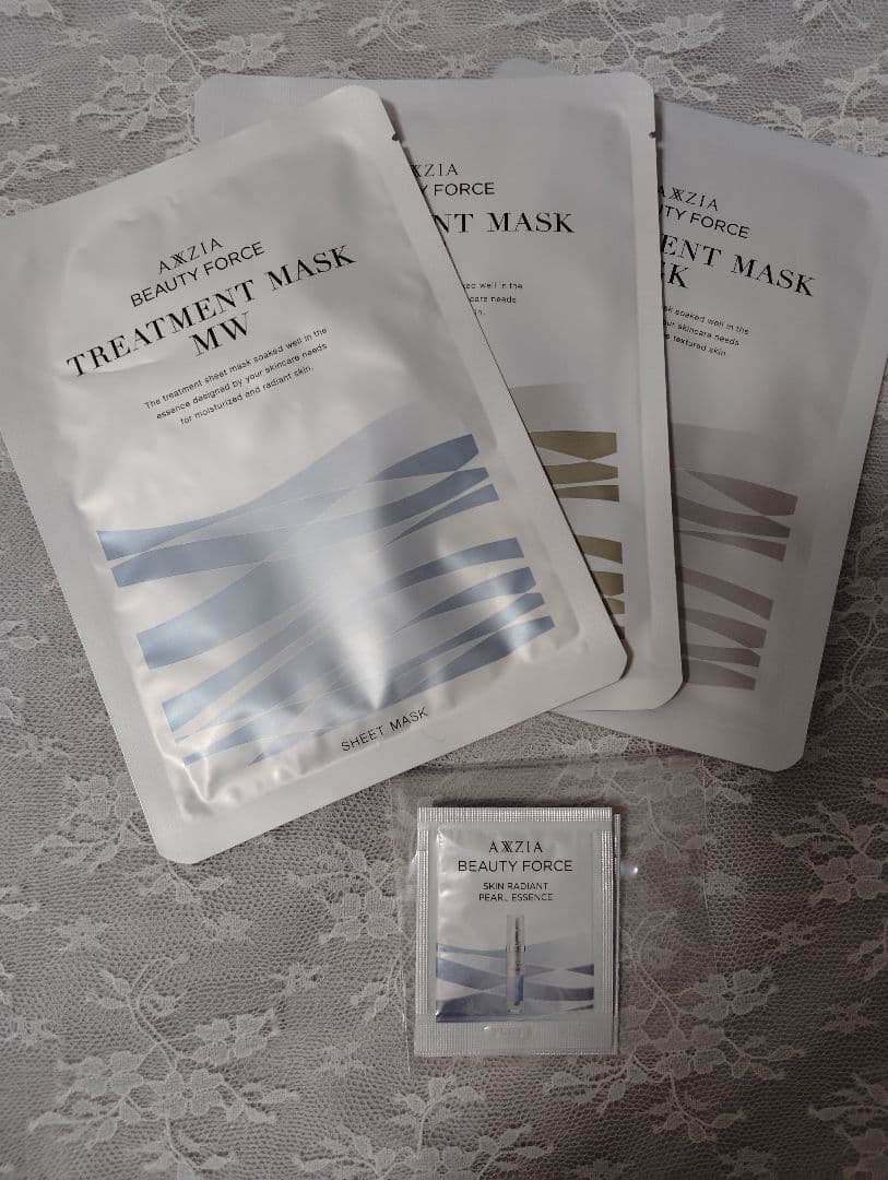 アクシージアメイトフォーアイズ　シートマスク60枚中20枚位使用。