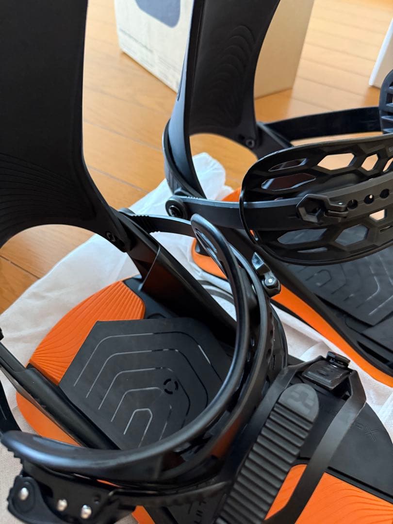 Union ウルトラ　スノーボードビンディング ブラック/オレンジ