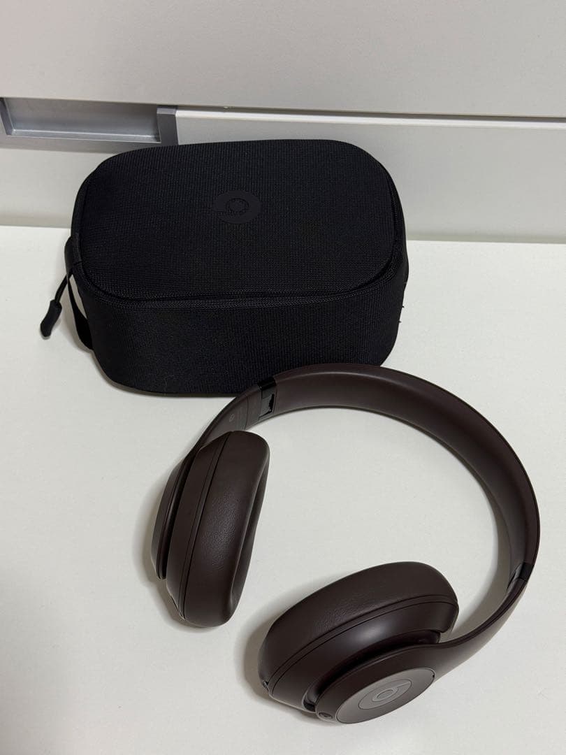 Beats プレミアムワイヤレスノイズキャンセリングヘッドフォン