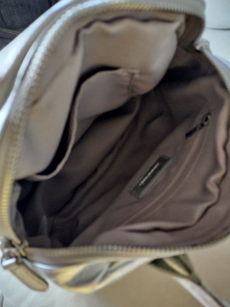 BEARDSLEYビアズリーラウンドミニボストンショルダーバッグ2wayシルバー