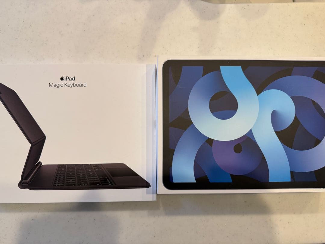 (ニドネ様)iPad Air 4世代 64GB+Magic Keyboard