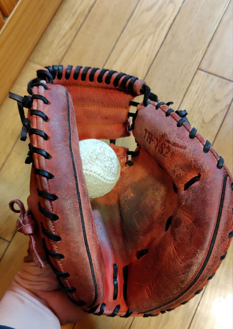 週末限定！！ハタケヤマ　キャッチャーミット　TH-YS2 軟式野球グローブ 赤黒