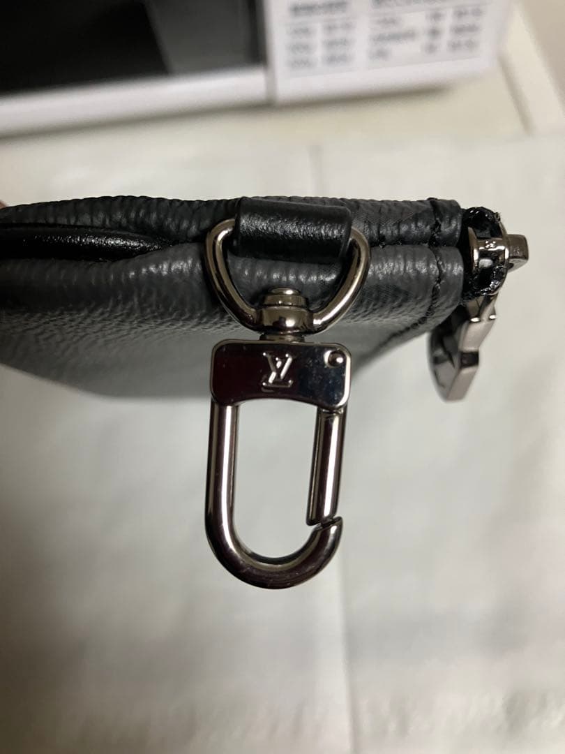 Louis Vuitton ケース グレー