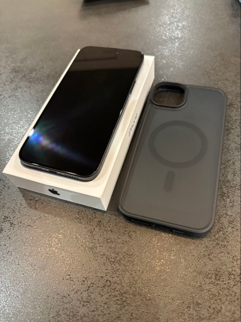 iPhone15 Plus 128GB ブラック SIMフリー