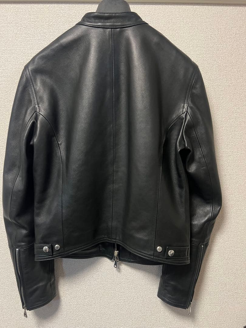 美品　EMMETI H UOMO ブラック　44 エンメティ　アッカ