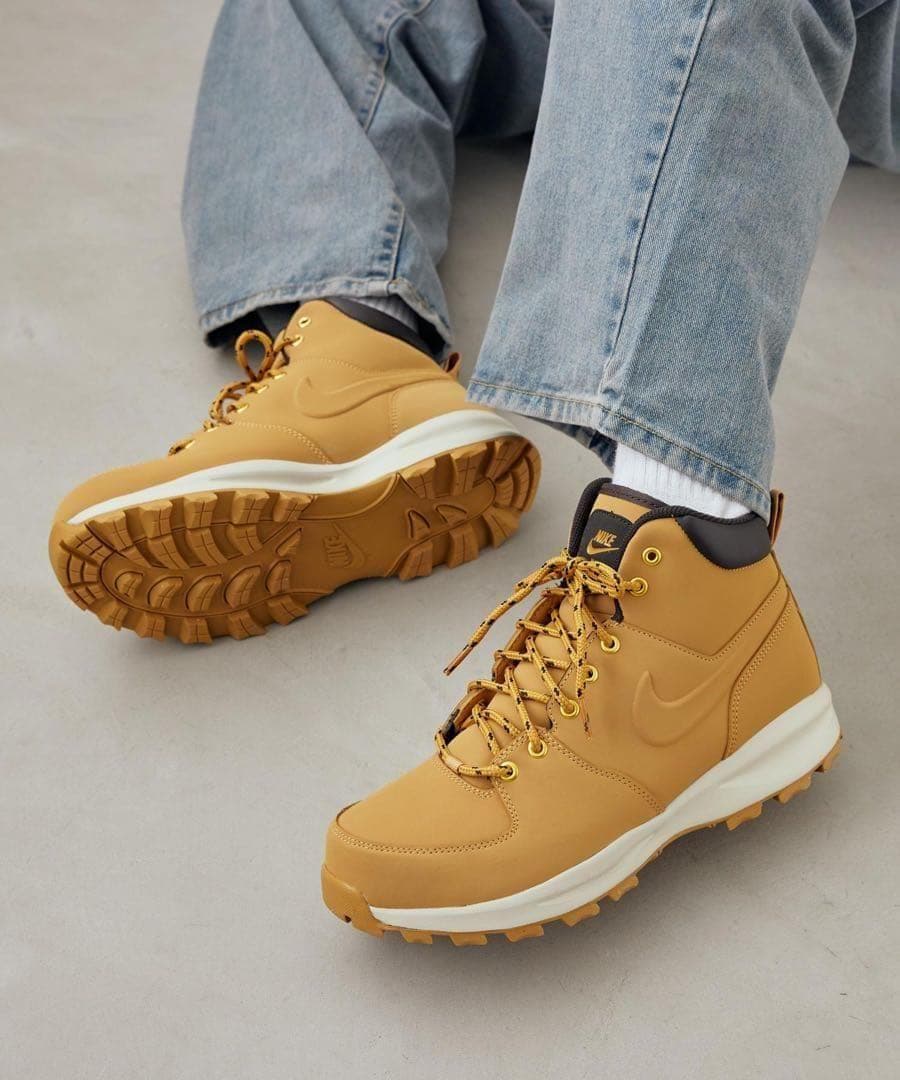 残り1足‼️新品‼️ NIKE ブーツ27.5cm エア フォース1’07 白