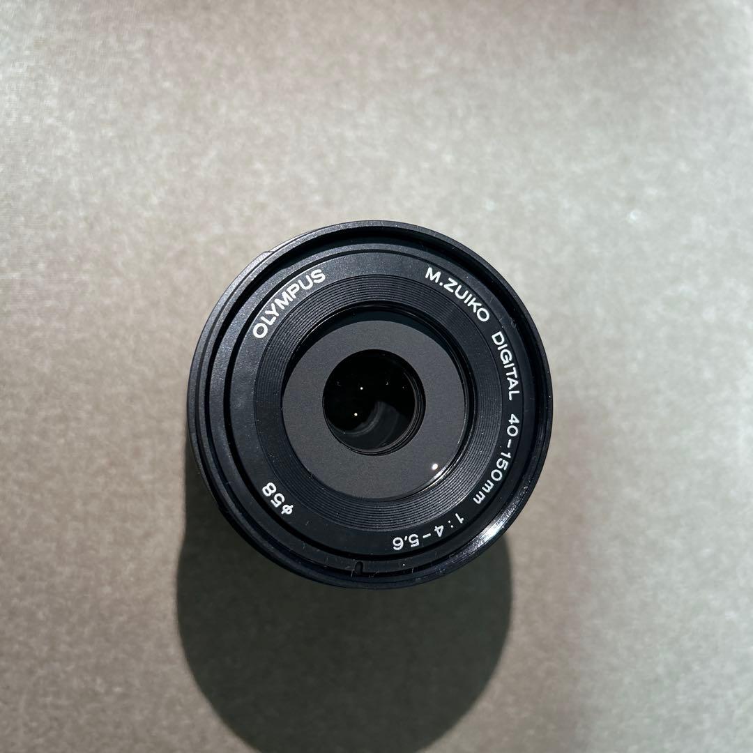 OLYMPUS OM-D E-M10 Mark III ダブルズームレンズキット