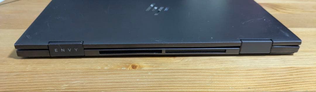 HP envy ×360 RYZEN 5600u 8gb 256gb