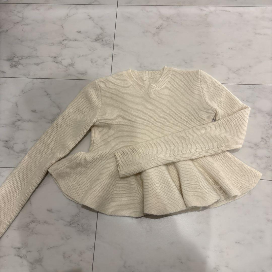 アニュアンス　ペプラムショートニットトップス　サイズ1