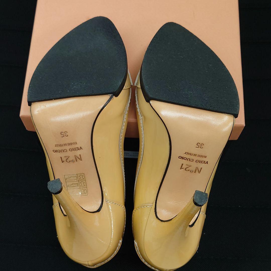 ヌメロヴェントゥーノ エナメルパンプス ハイヒール 35