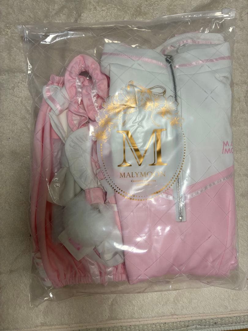 フリルロンパースベビーバニーメイド