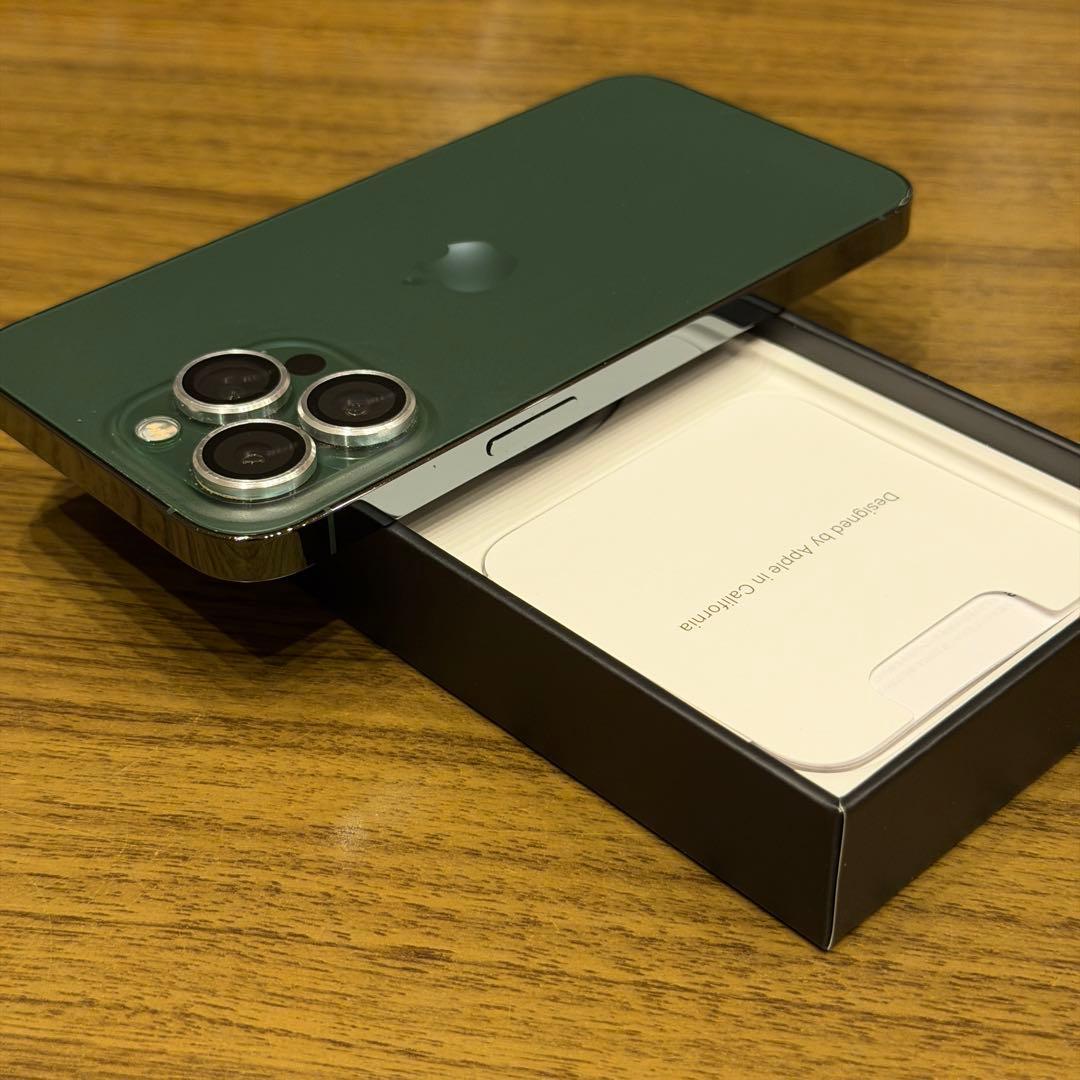 【超美品】iPhone13pro 512GB アルパイングリーン SIMフリー
