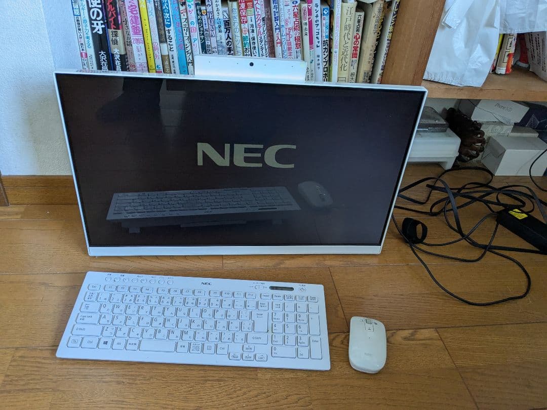NEC lavie ha770raw e3 オールインワンPC ホワイト