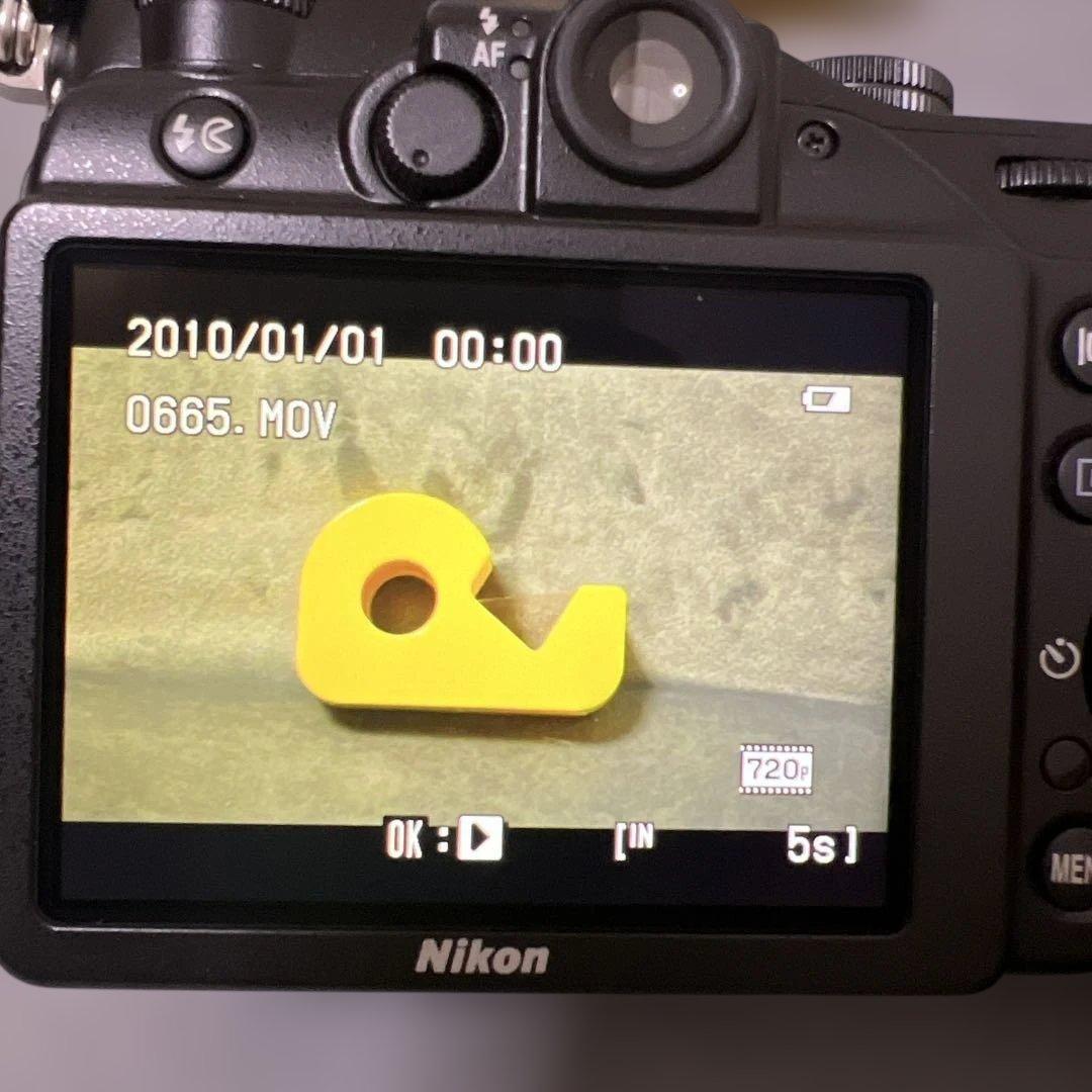 Nikon COOLPIX P7000 本体 バッテリーチャージャー付き