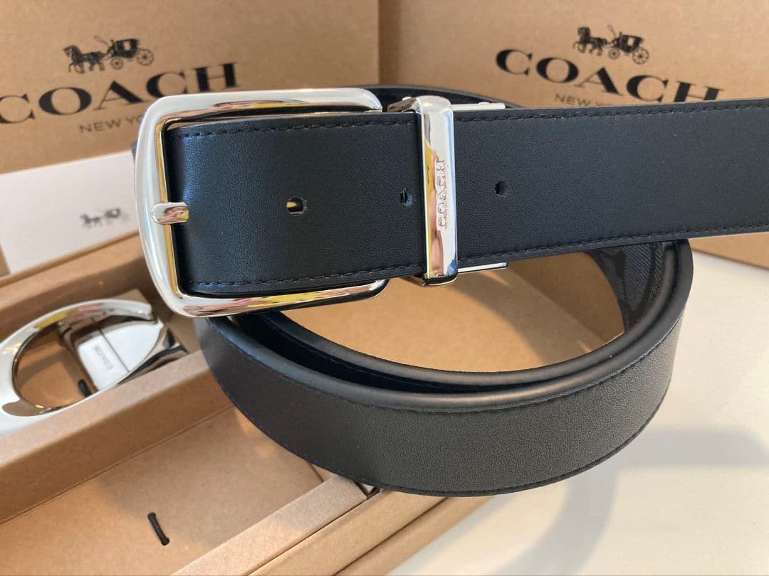SALE♪コーチ　新品　シルバーバックル　リバーシブルシグネチャーベルト