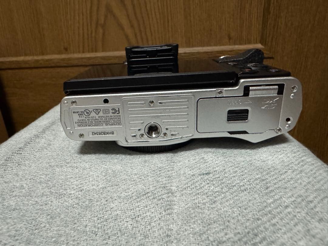 OLYMPUS OM-D E-M10 Mark II EZダブルズームキット