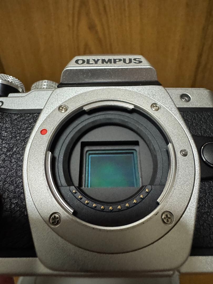 OLYMPUS OM-D E-M10 Mark II EZダブルズームキット