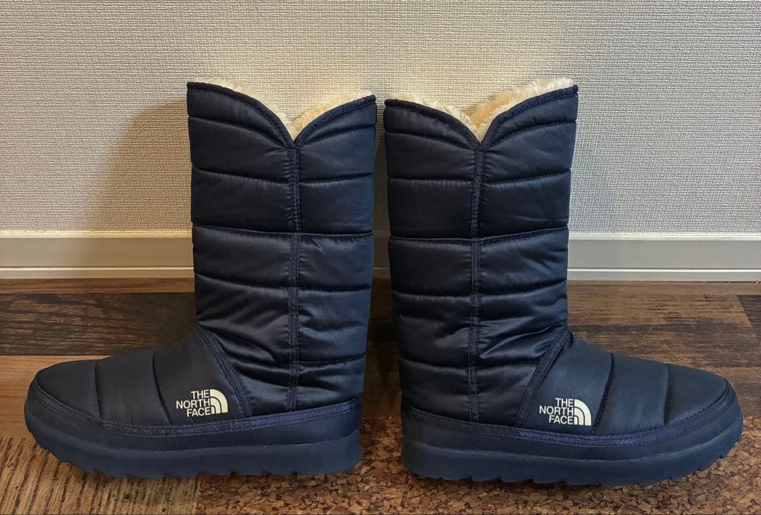 極美品　ノースフェイス　スノーブーツ PrimaLoft使用　ダークネイビー