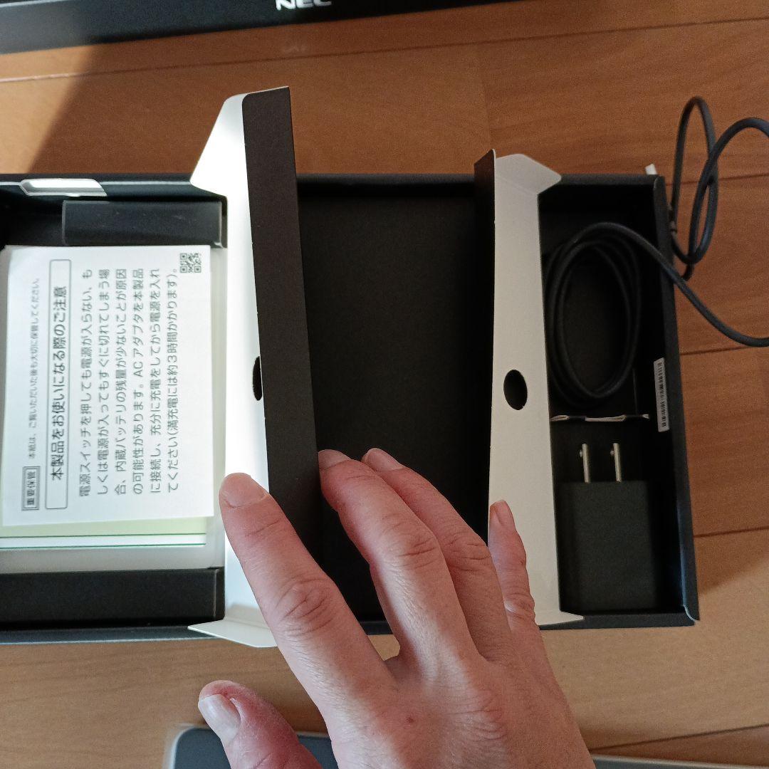 NEC タブレット LAVIE T11 T1175BAS シルバー