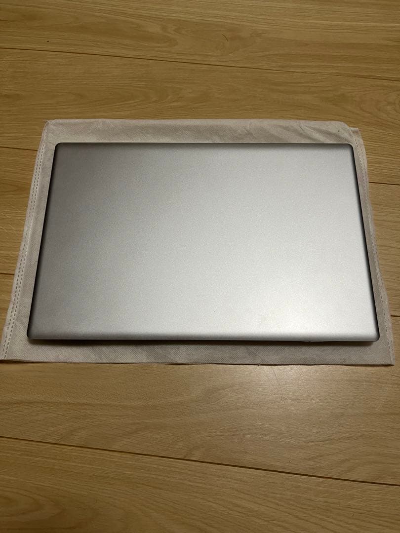 ノートパソコン　付属充電器