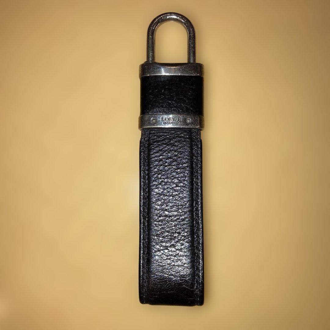 LOEWE ロエベ　キーリング　パッドロック　南京錠風