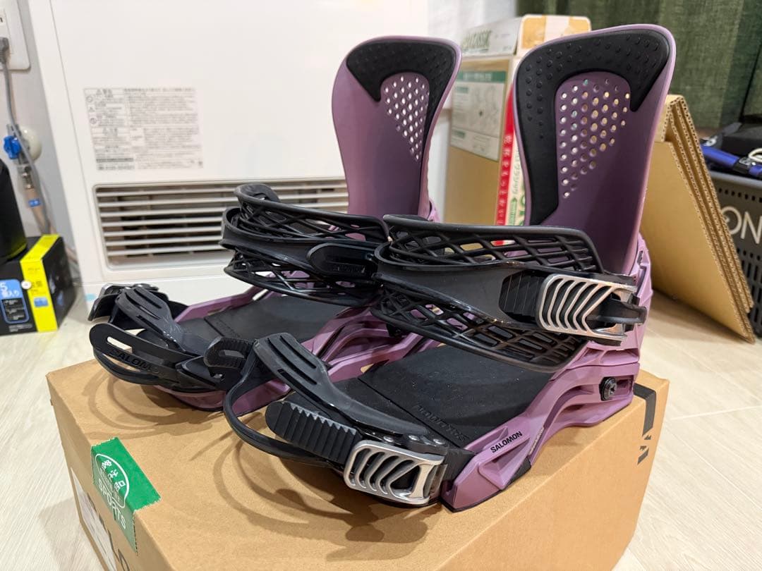 SALOMON HOLOGRAM 24-25 Mサイズ 箱&保証書付