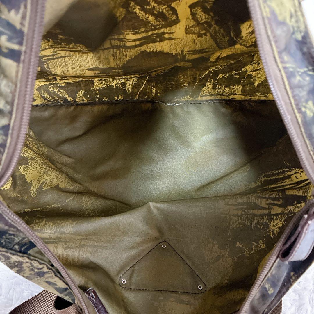 美品　PRADA プラダ　デカ　ロゴプレート　トートバッグ　大容量