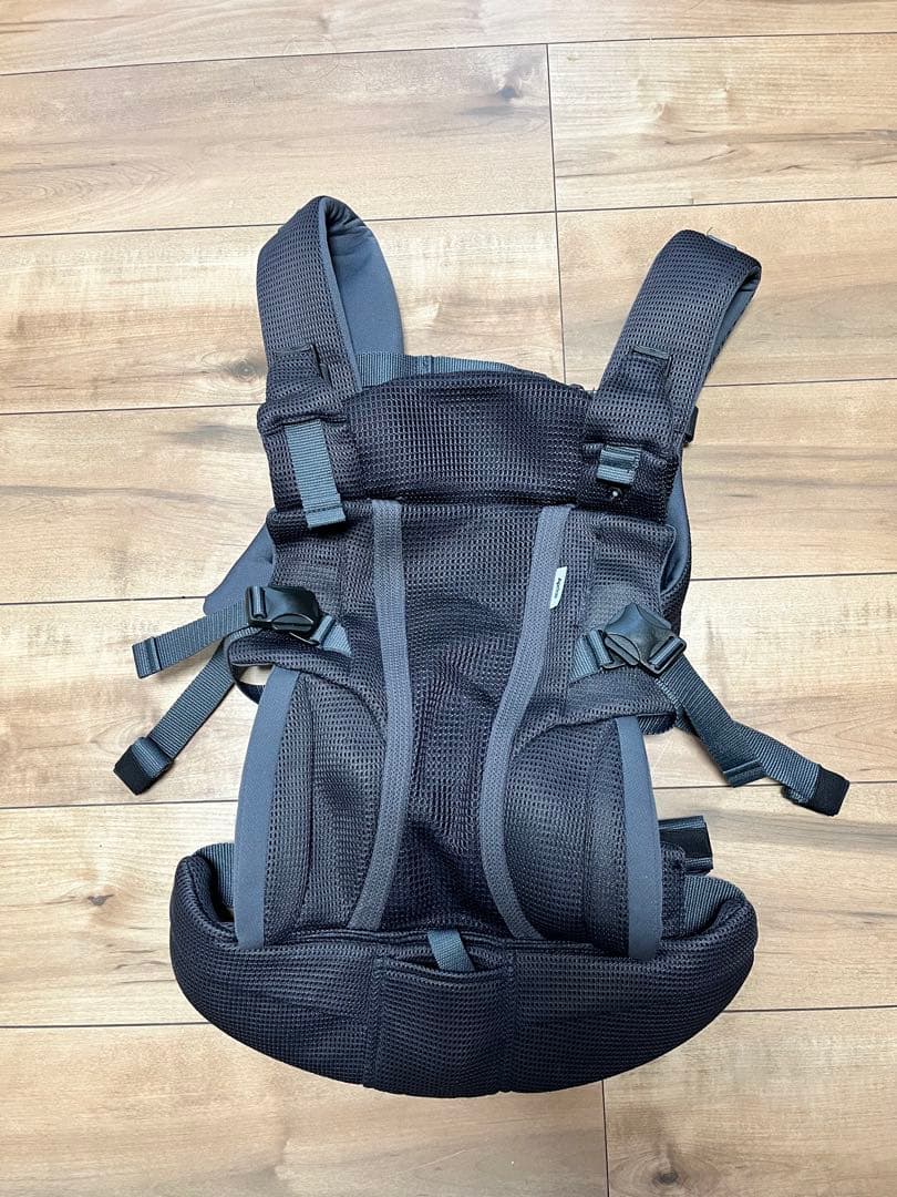 値下げ【アップリカ】ラクリス　2024年モデル　ダークグレー