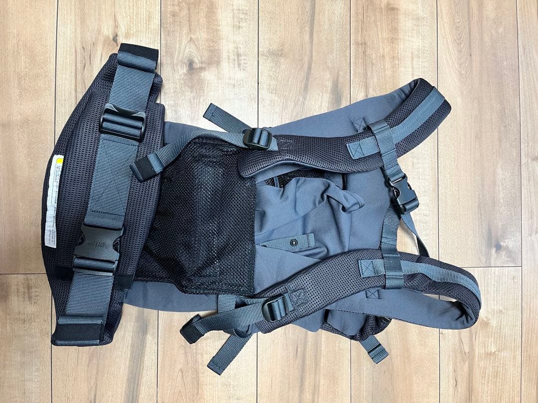 値下げ【アップリカ】ラクリス　2024年モデル　ダークグレー