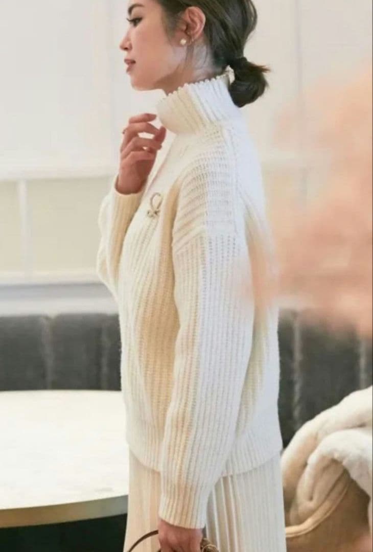 【美品】seventenbymihokawahito　パールニット　セブンテン