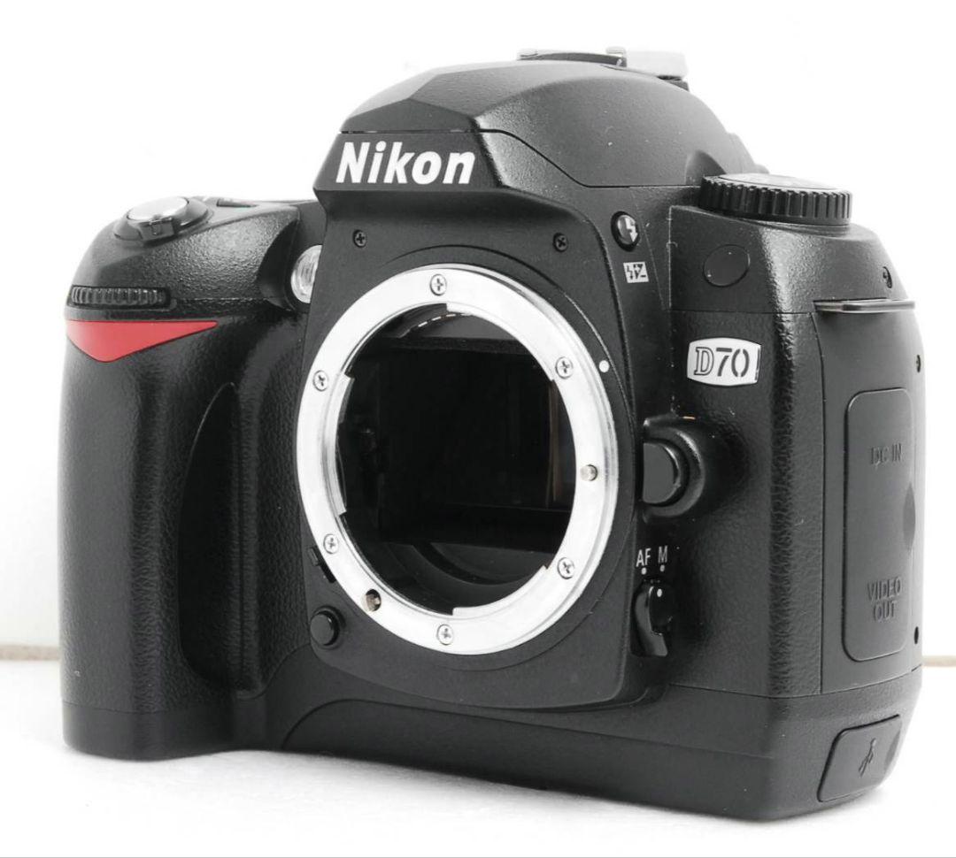 NIKON　D70　ダブルレンズ⚡️初心者⚡️ニコン⚡️一眼レフ⚡️超望遠