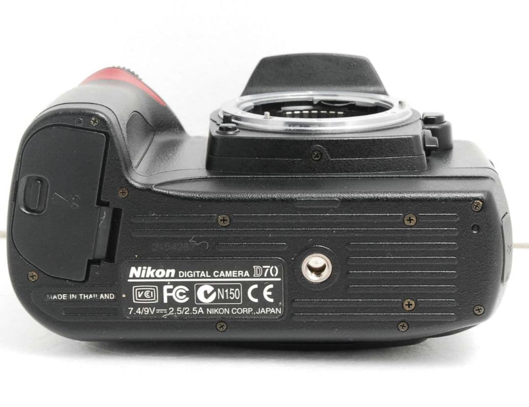 NIKON　D70　ダブルレンズ⚡️初心者⚡️ニコン⚡️一眼レフ⚡️超望遠