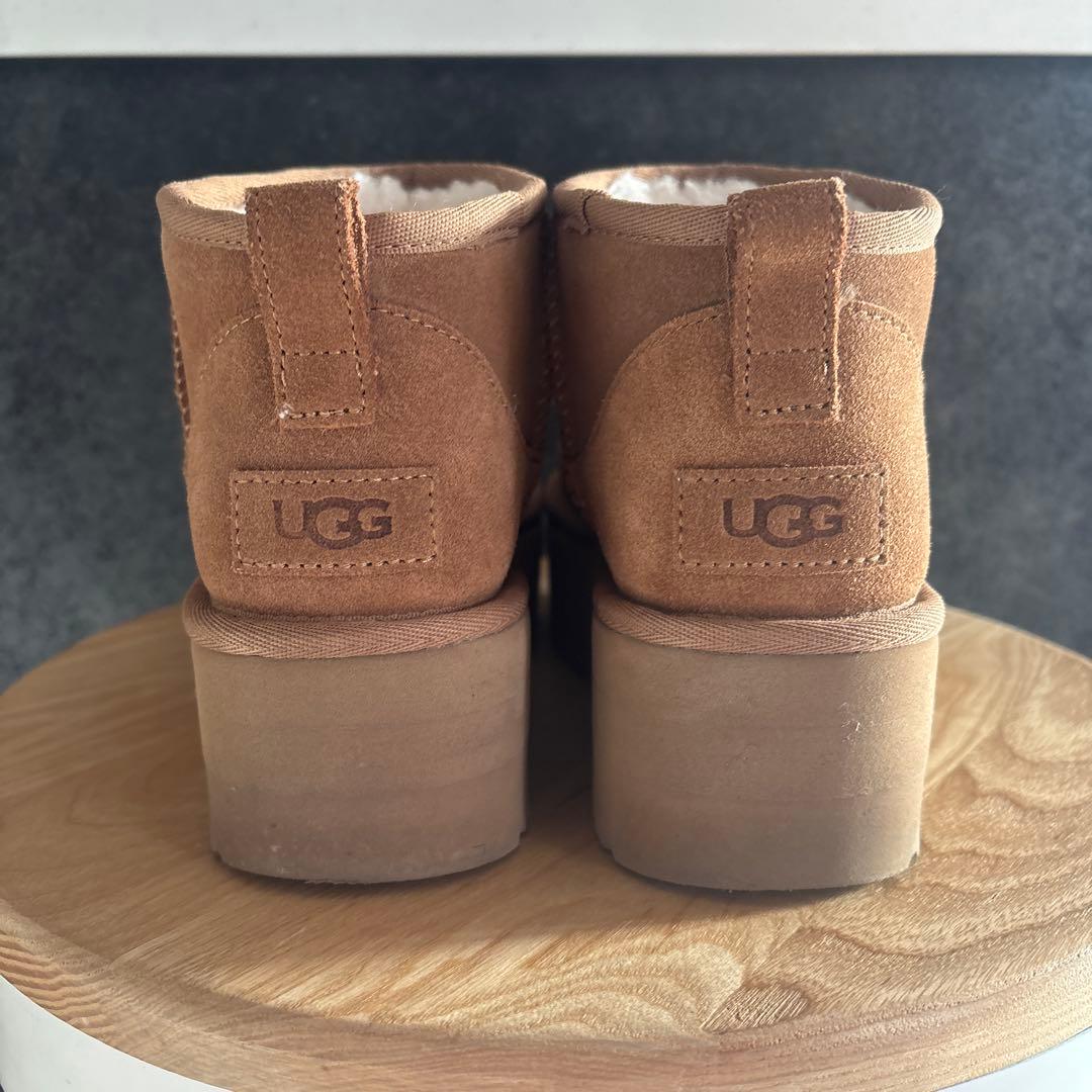 UGG 厚底ムートンブーツ 24cm ベージュ