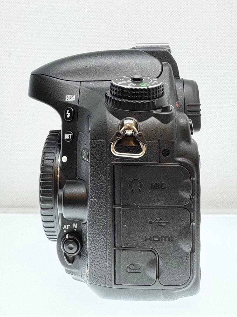 Nikon D610 フルサイズデジタル一眼レフ 本体　訳あり美品