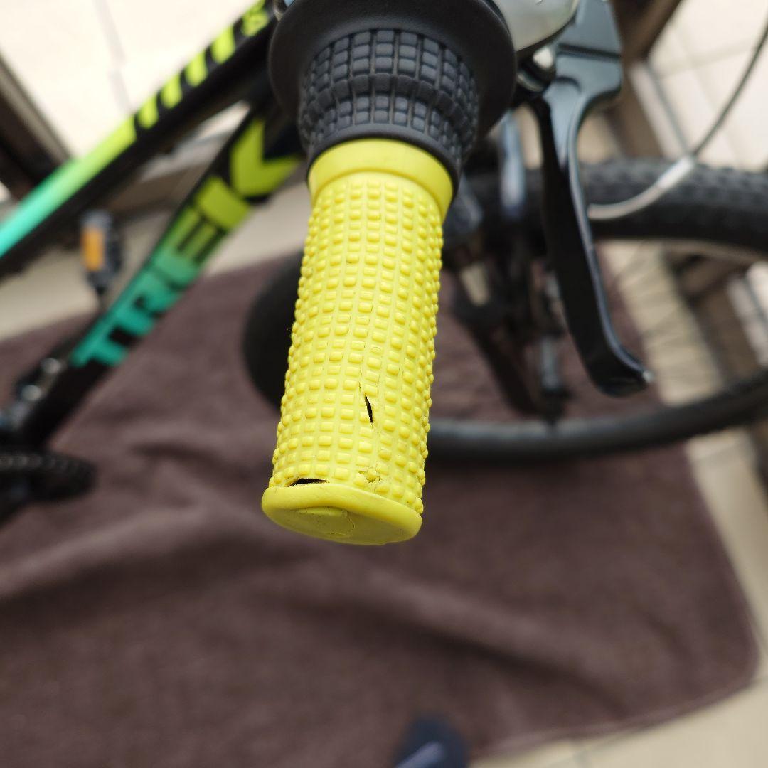 TREK　24インチ　キッズバイク　マウンテンバイク