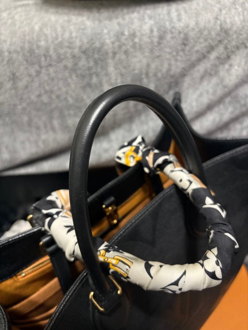 ダイちゃん　Louis Vuitton オンザゴーMM トートバッグ