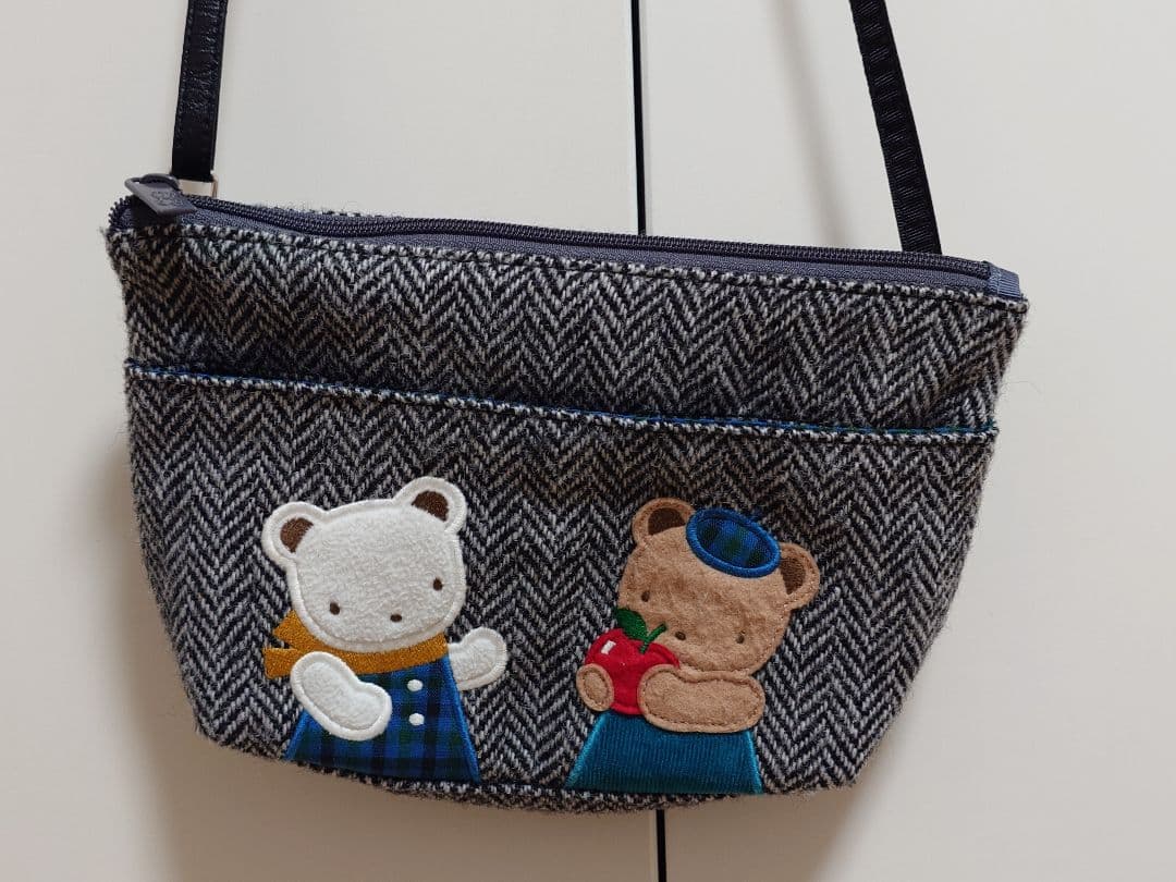 ファミリア　ファミリアショー　ポシェット