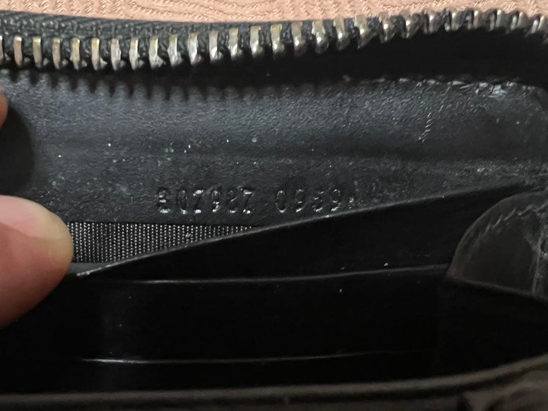 GUCCIグッチ シマ GG レザー ラウンドファスナー 長財布