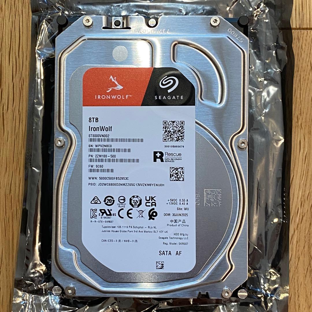 Seagate IronWolf 8TB ハードディスク ST8000VN002