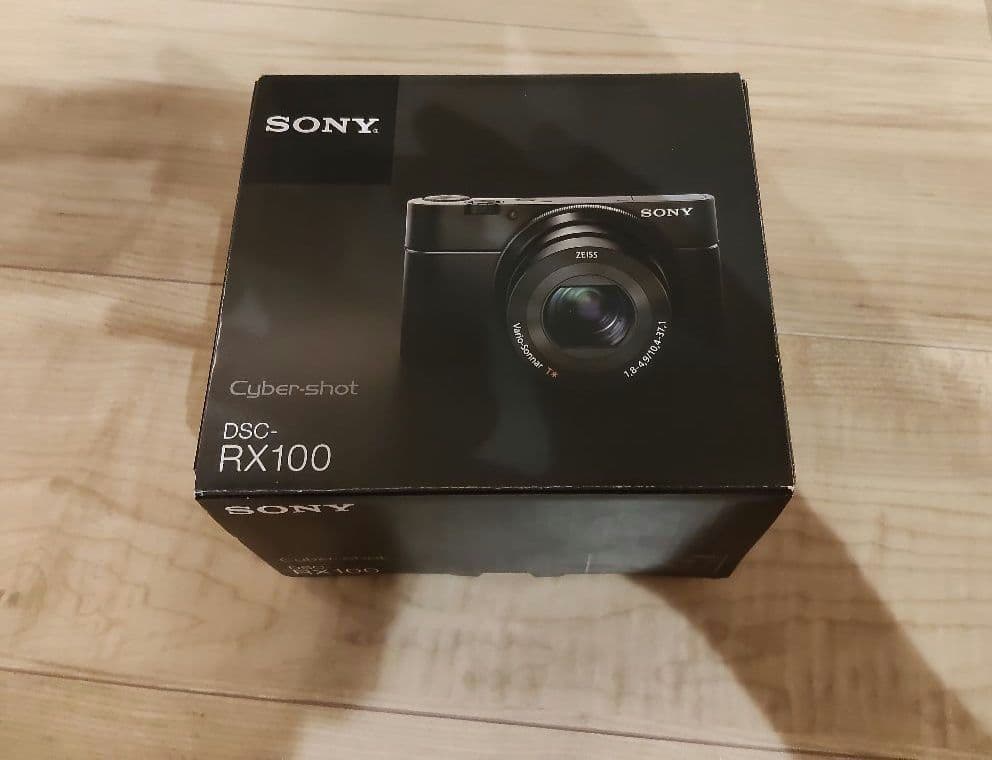 SONY　Cyber-shot DSC-RX100