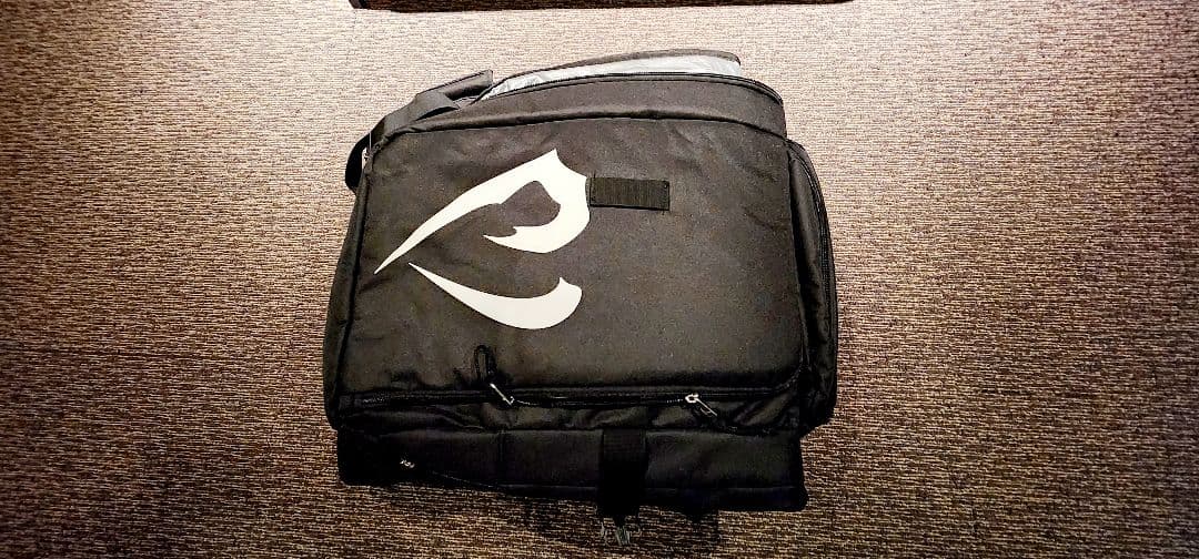 アイディーワン　 オールインワンラゲージ IDone　スキースノーボード　新品