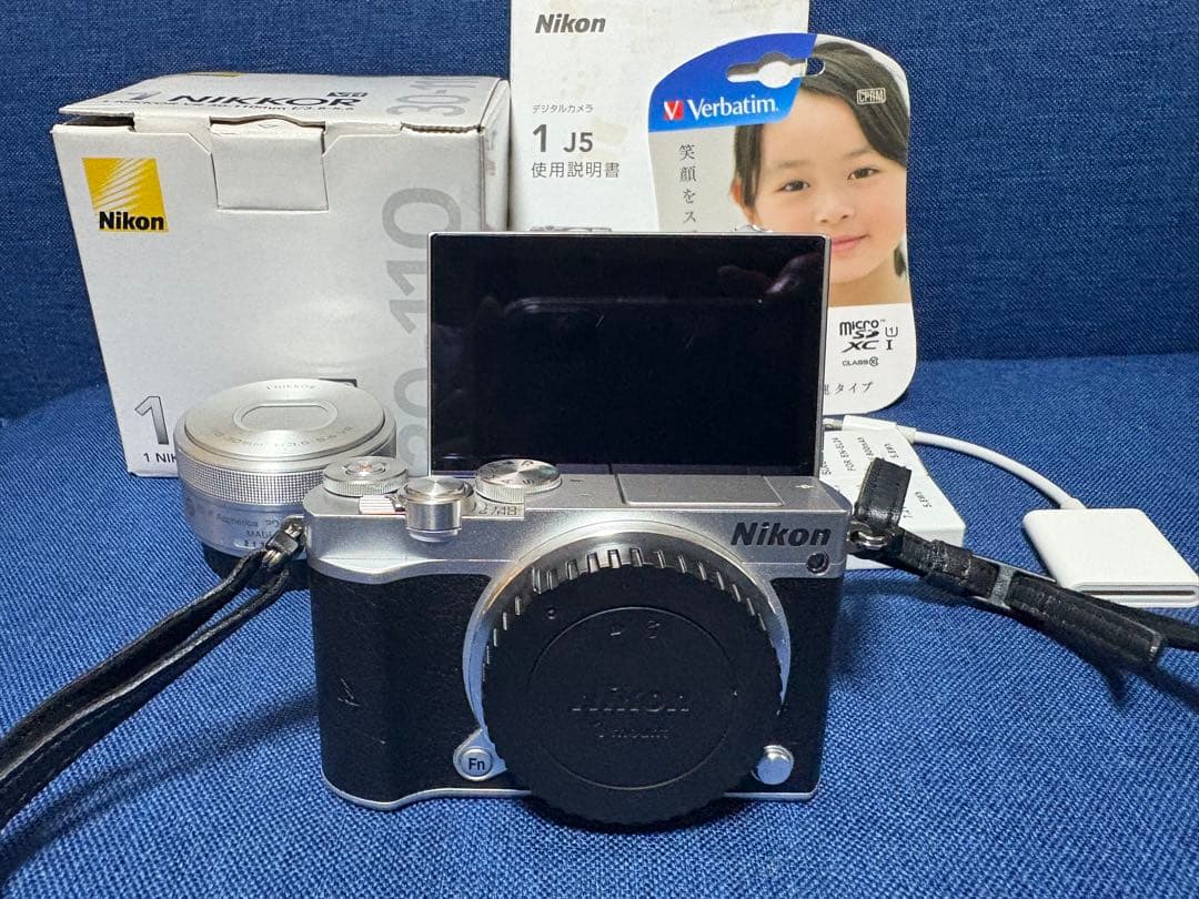 Nikon 1 J5 1 NIKKOR VR 30-110mmセット