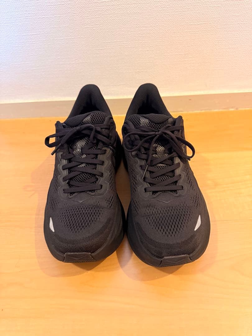 靴 HOKAONEONE BONDAI9