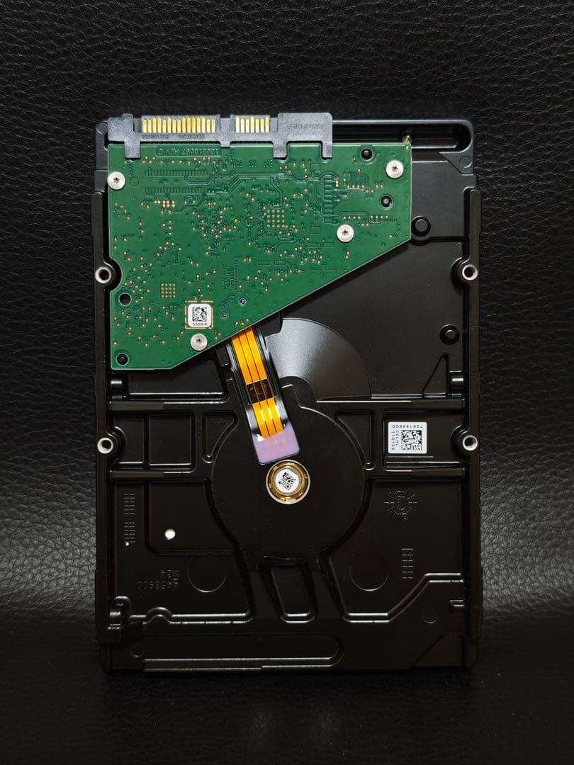 【ほぼ新品】シーゲート 3.5インチ 6TB HDD ST6000DM003